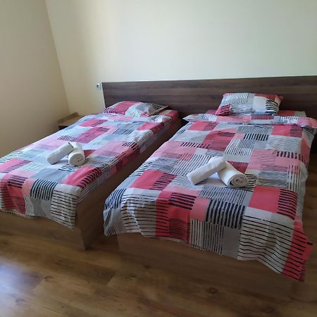 Guesthouse River House Свілєнґрад Екстер'єр фото